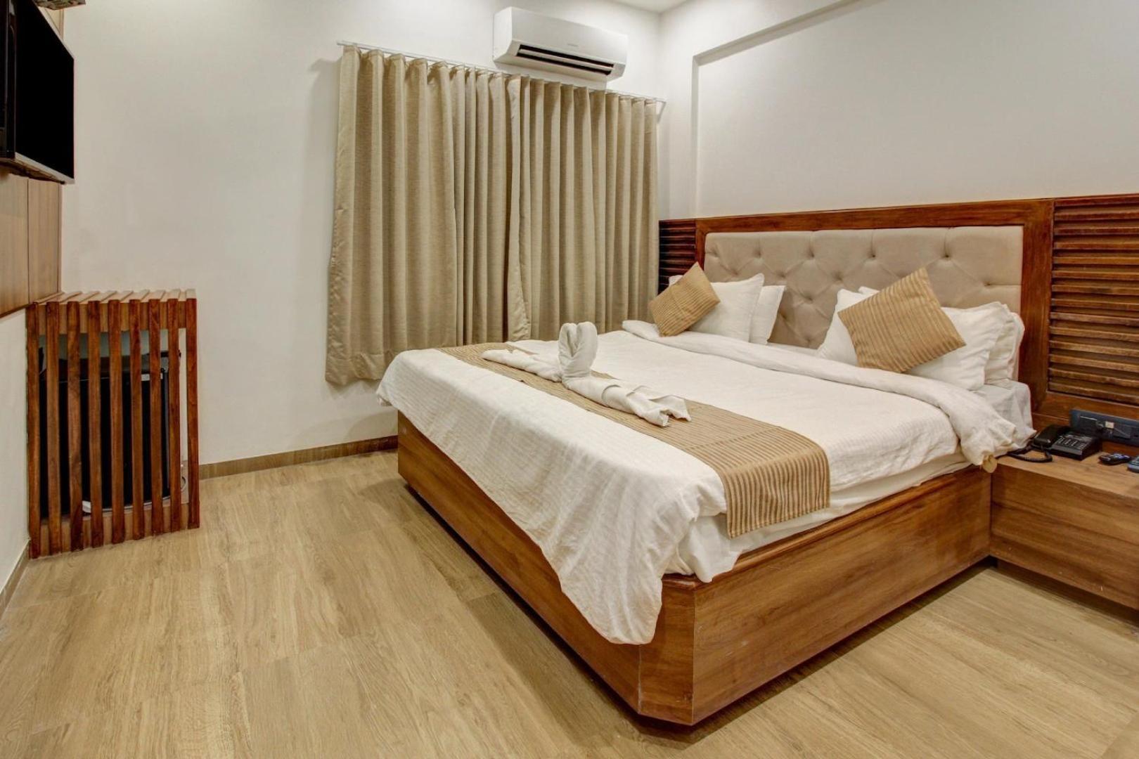 Hotel Evershine Раджкот Экстерьер фото